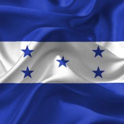 Que representan los colores de la bandera de honduras